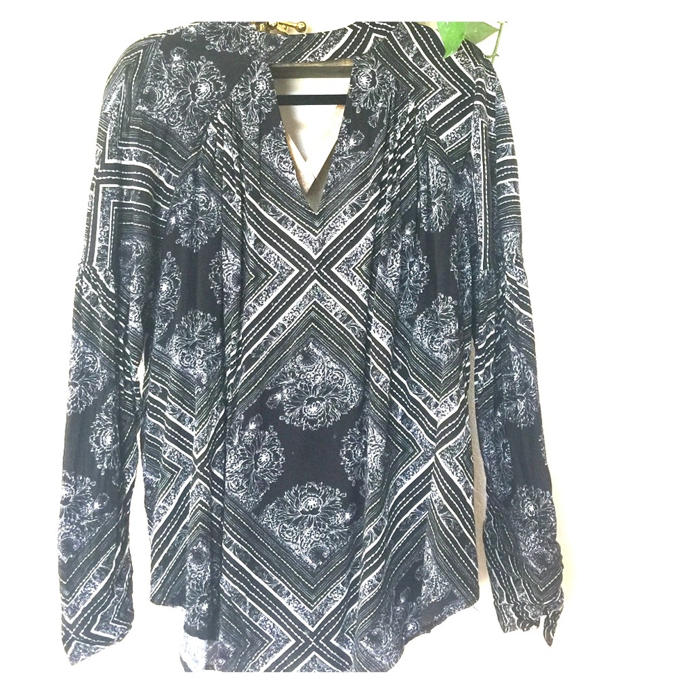 FREE PEOPLE BABY DOLL BLOUSE